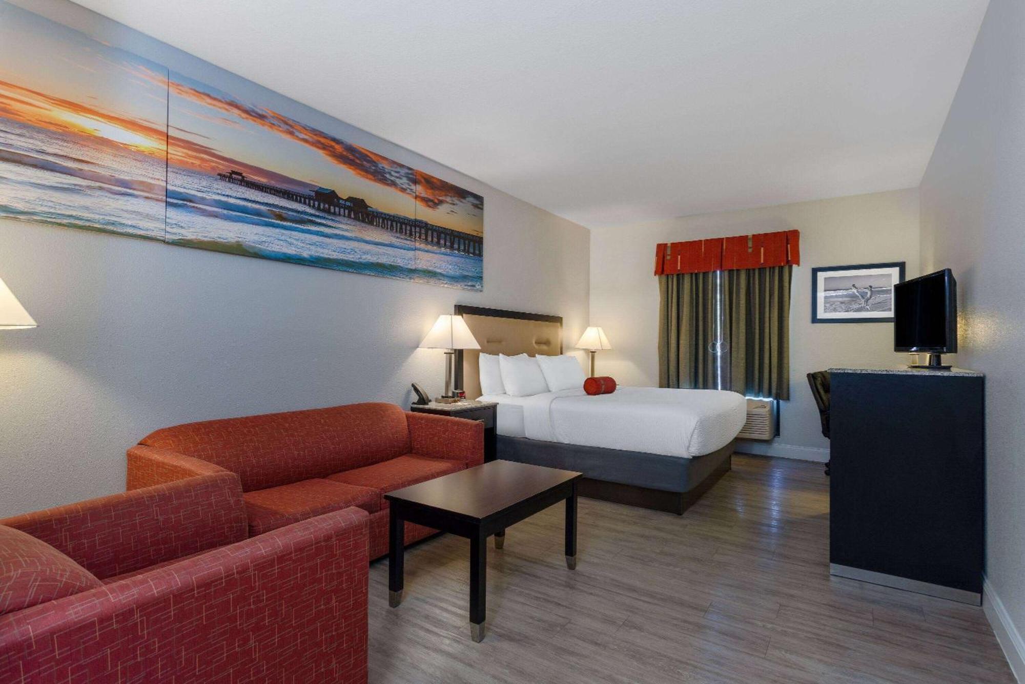 Hotel Days & By Wyndham Lakeland