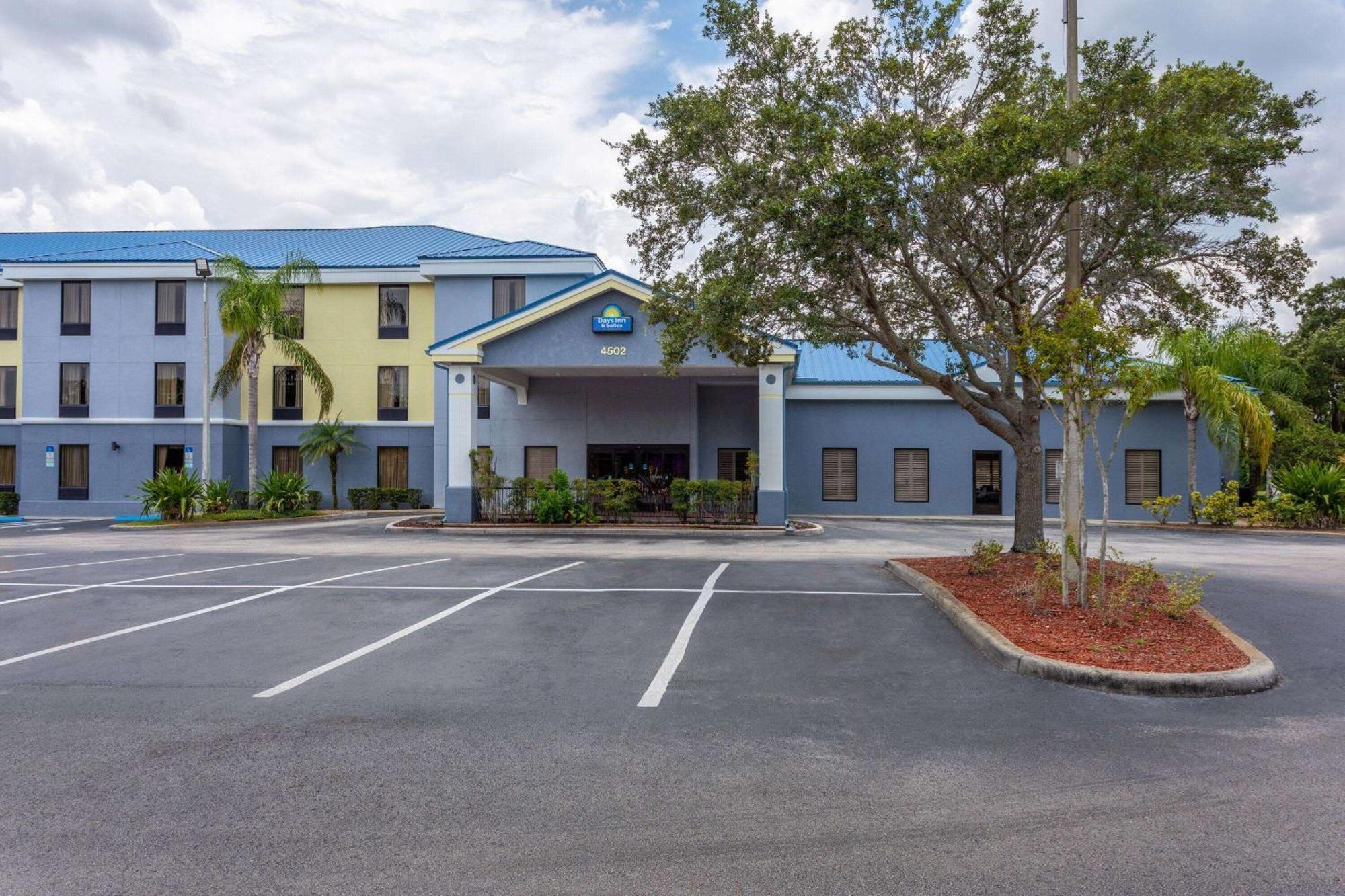 Hotel Days & By Wyndham 3*